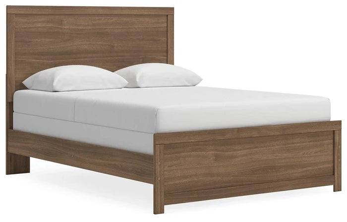 Auburn / Queen / Panel Bed