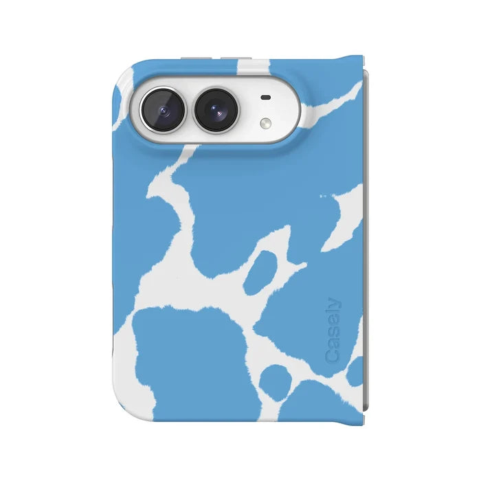 Current MOOd | Light Blue Cow Print Case iPhone Case get.casely Classic + MagSafe® iPhone Duo