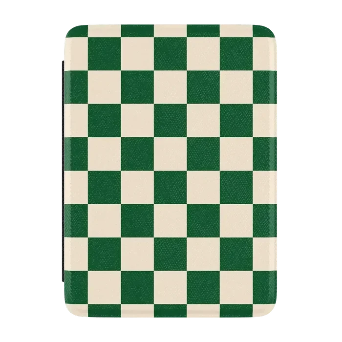 Fit Check | Green Checkerboard Kindle Case Kindle Case get.casely 7” Kindle Paperwhite