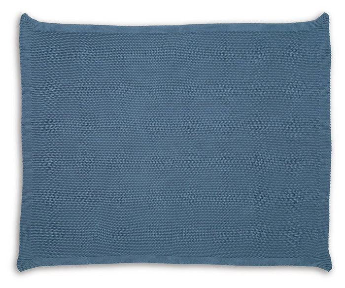 Gayelery Throw