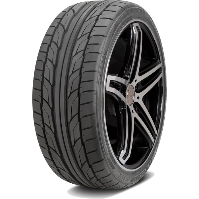 LLANTA NITTO NT555 G2 195/40R17 81W