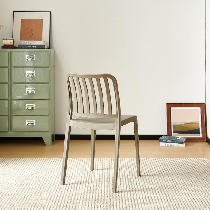 Silla Brooklyn, Taupe , Con Con espaldar en rayas y diseño minimalista