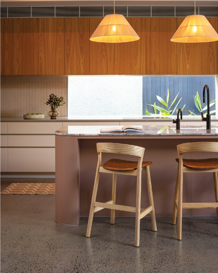 Vara 01 Counter Stool