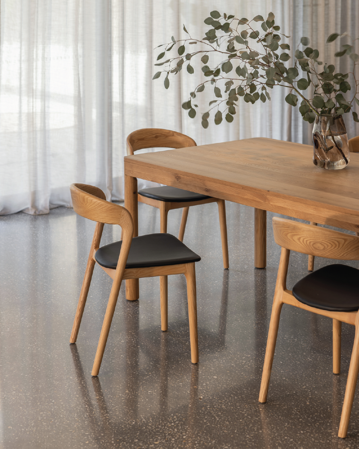 Vara 01 Dining Chair
