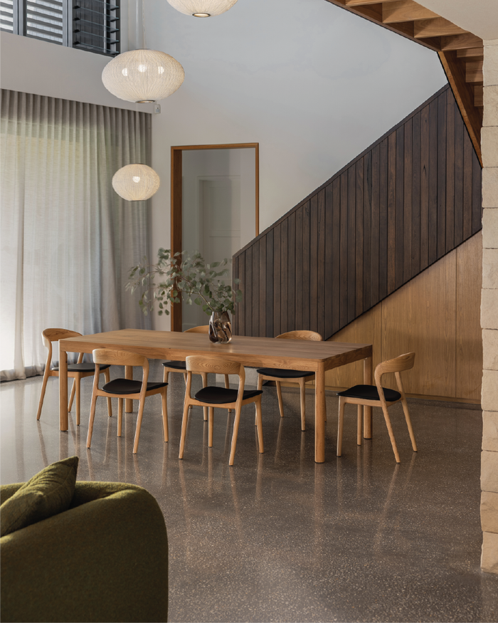 Vara 01 Dining Chair
